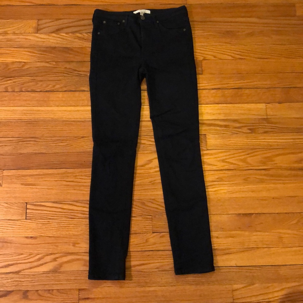 EUC L. K. Bennett skinny jeans